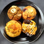 レコンパンス　 - マフィン(チャイラテバナナ、ブルーベリー&クリームチーズ、かぼちゃオレオ&ホワイトチョコ、3種のチーズときのこベーコン)