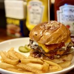 66 - “ダブルデッカーチーズバーガー”