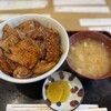 ぶた丼のとん田