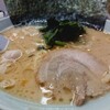 横浜家系ラーメン 魂心家 大津店