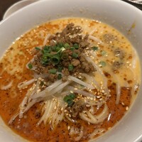 札幌菜 虎鯨 - 濃厚胡麻みそ担々麺