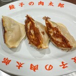 餃子の肉太郎 - 