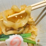 薄野まぜそば 三鳥目の夕日 - 麺