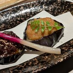 和食と郷土料理 時季 - 変わり鉢、肥後長茄子の田楽