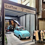 チンクエチェント - 店名にもなっている車。FIAT500 (チンクエチェント)イタリア車好きとしては憧れの車です✨