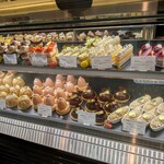 トシ・ヨロイヅカ 東京 - 