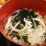 豊丸食堂 - 日替わり定食のうどん。