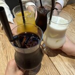 天然酵母の食パン専門店 つばめパン&Milk 名駅店 - 