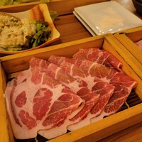 しゃぶしゃぶ・創作料理居酒屋 豚吟 栄店 - 