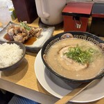 博多長浜ラーメン 夢街道 土橋店 - 鶏の甘酢あんかけセット1050円