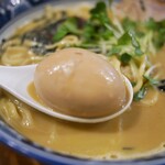 麺や 佐市 - 味玉