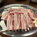 セマウル食堂 - サムギョプサル