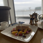 ラウンジ&バー マリンブルー(ヨコハマ グランド インターコンチネンタル ホテル) - 