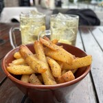 珊瑚礁 本店 - アンチョビポテト