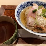 あら炊き中華そば 魚櫓魚櫓 - 