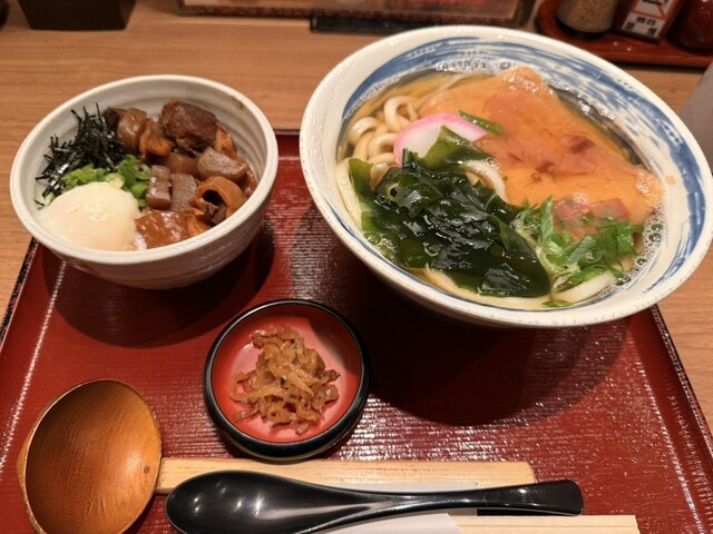 Kineya Kyobashi Keihan Mo-Ru Ten