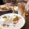 カフェ フロインドリーブ 本店