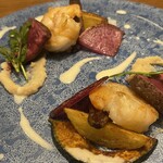ニュー貝殻荘 - 赤城牛のタリアータと海老のロティ 　～洋梨と根セロリのソースと焼き秋野菜～