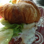 Island Brew COFFEEHOUSE - ターキーハムクロワッサンサンド