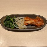 日本橋 焼肉 正剛 - キムチナムル盛り合わせ