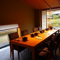 日本料理 鳥羽別邸 華暦 - グループ向けの個室