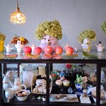 嘘と僕 - 食器棚!! ハロウィン仕様から変更された～!!( ^o^)ﾉ