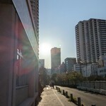 えーちゃん食堂 - 朝ラー食べ後の太陽光パワーもらえてるようで気持ちがいい(^^)