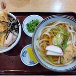 手打ちめん処 玉屋 - 料理写真:志ノ田うどんとミニ天丼のセット。
