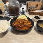 トンテキ食堂8 - 赤辛大トンテキ定食300g定食（1700円）