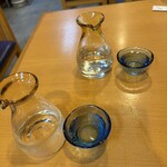 はすみ - 白子ポン酢に誘発されて、外では頼まない禁断の日本酒を。ひやおろし2種の飲み比べ！ 0.8合入りが嬉しい！値段もオール550円で超嬉しい！