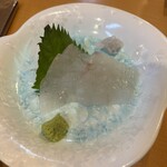 はすみ - ヒラメ刺し！コリっとした歯応え、最高！