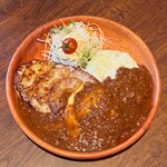 びっくりドンキー - ガリバーカリーバーグディッシュ（＋チーズ、パイン）