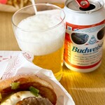 マクドナルド - ドリンク写真:炙り醤油風 たまごベーコン肉厚ビーフ    バドワイザー