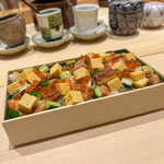 鮨徳 - ばらちらし