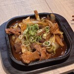 ホルモン焼きそば ニュー白兎 - 