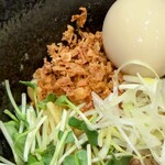 TOMORROW NEVER NOODLES - 