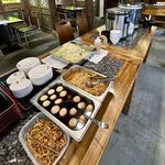 マルヤス酒場プラス - ランチ食べ放題コーナー