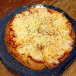 安兵衛 - ソーセージのピザ