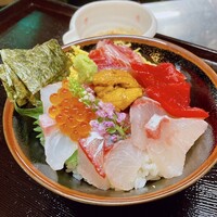 [特] 特上海鮮丼