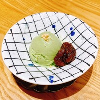 抹茶アイス　あずき添え
