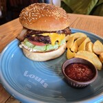 Louis Hamburger Restaurant - ベーコンチーズバーガー