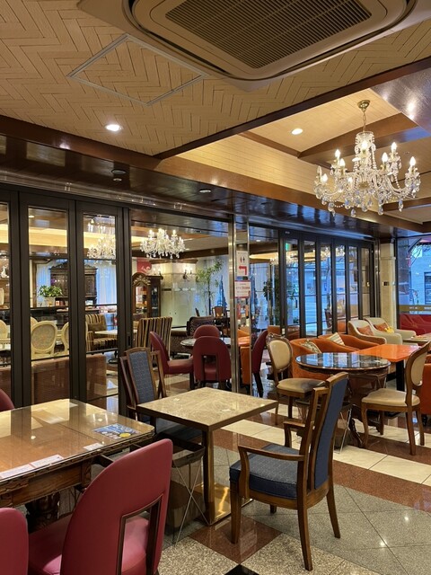 ケーニヒスクローネ くまポチ邸 - 旧居留地・大丸前/ケーキ | 食べログ