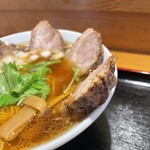 富士虎屋 - チャーシューアップ！分厚くて食べ応えあり！