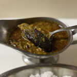 かれーの店 うどん  - 黄昏のユーラシア、ご飯大盛り、スパイシーひき肉、チーズ、ナス