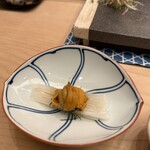 すし善 - 烏賊　雲丹のせ〜