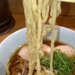 中華そば しば田 - 縮れ太麺