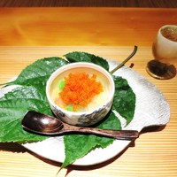 日本料理 幸庵 - 秋田のじゅん菜、オクラ、クリームチーズ、パプリカ、ズッキーニ、白キクラゲ、加減酢のジュレ、トビコ
