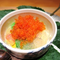 日本料理 幸庵 - 秋田のじゅん菜、オクラ、クリームチーズ、パプリカ、ズッキーニ、白キクラゲ、加減酢のジュレ、トビコ