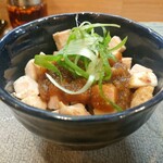 中華SOBA 惠ばら - チャーシュー丼¥350　ホリゾンタルアングル