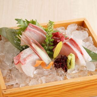 「海鮮居酒屋」の名にふさわしい四季の海鮮和食